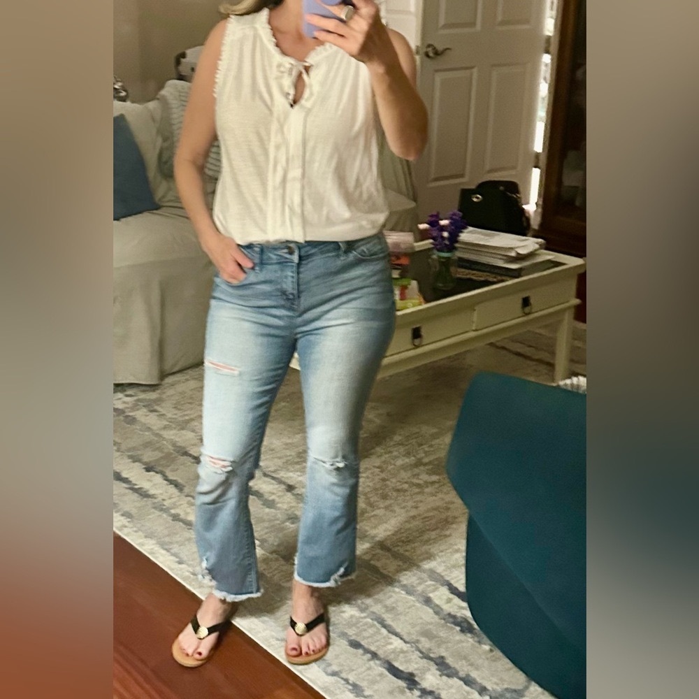 Sky and Sparrow jeans! Distressed wide leg! Size 9
